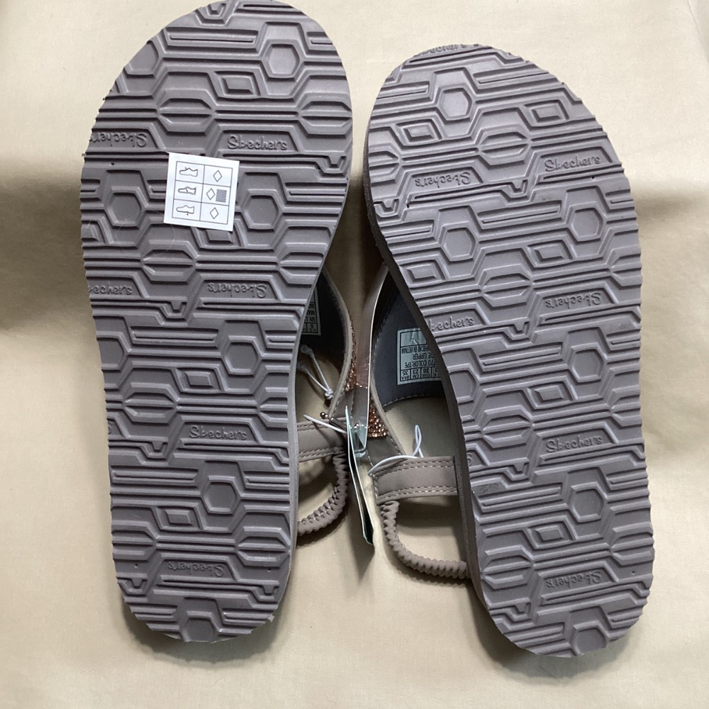 NWT Skechers Cali Meditation Rockstar flip flops - Picture 11 of 14